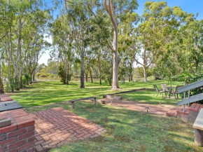 Water's Edge Bundalong